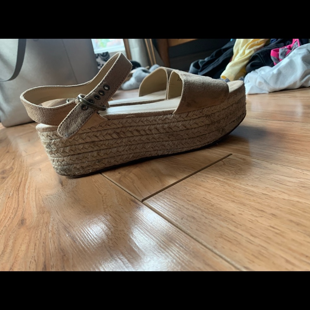 Platforms!! - Picture 2 of 2